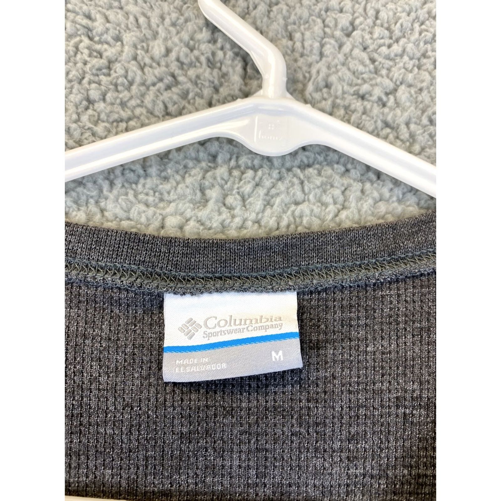 Vintage Columbia Pullover Sweater Men M Long Sleeve Gray Knit Logo Casual, Travel - Regular Fit, Cotton, Solid, Crew Neck, Machine Washable, 33-43 Size US M / EU 48-50 / 2 - 3 Thumbnail