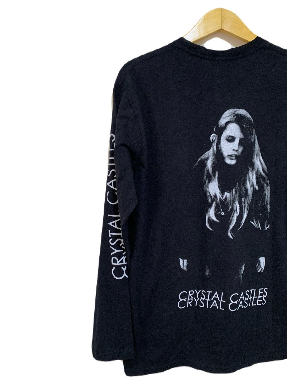 Band Tees Crystal Castles Long sleeve T-Shirt Size US XL / EU 56 / 4 - 6 Thumbnail