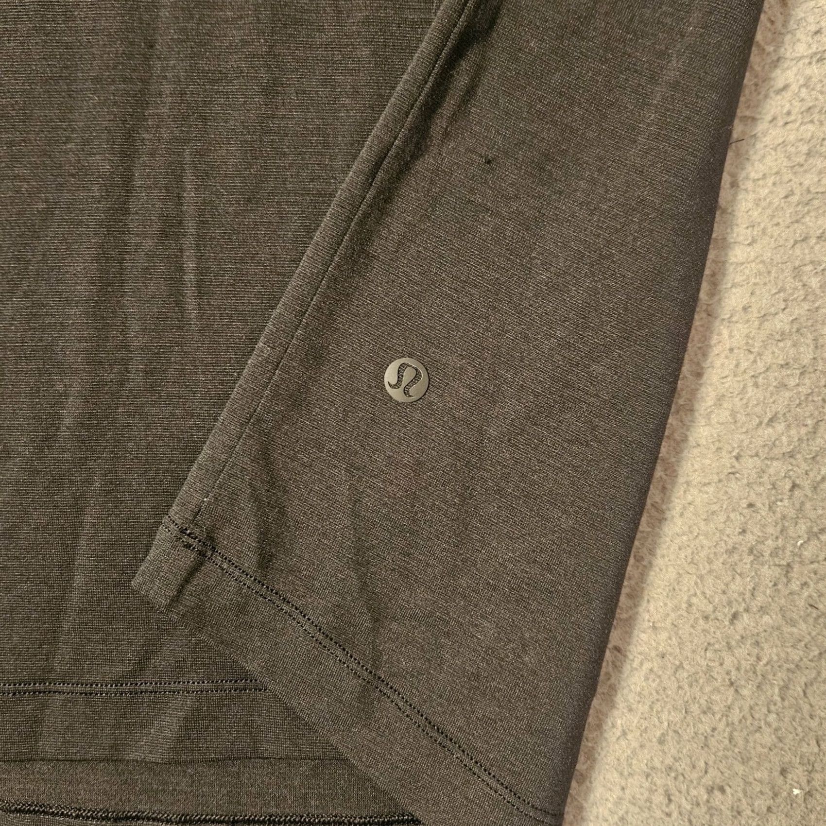 Lululemon Lululemon Mens Polo Shirt Short Sleeve Large Black Athletic Training Golf Size US L / EU 52-54 / 3 - 4 Thumbnail