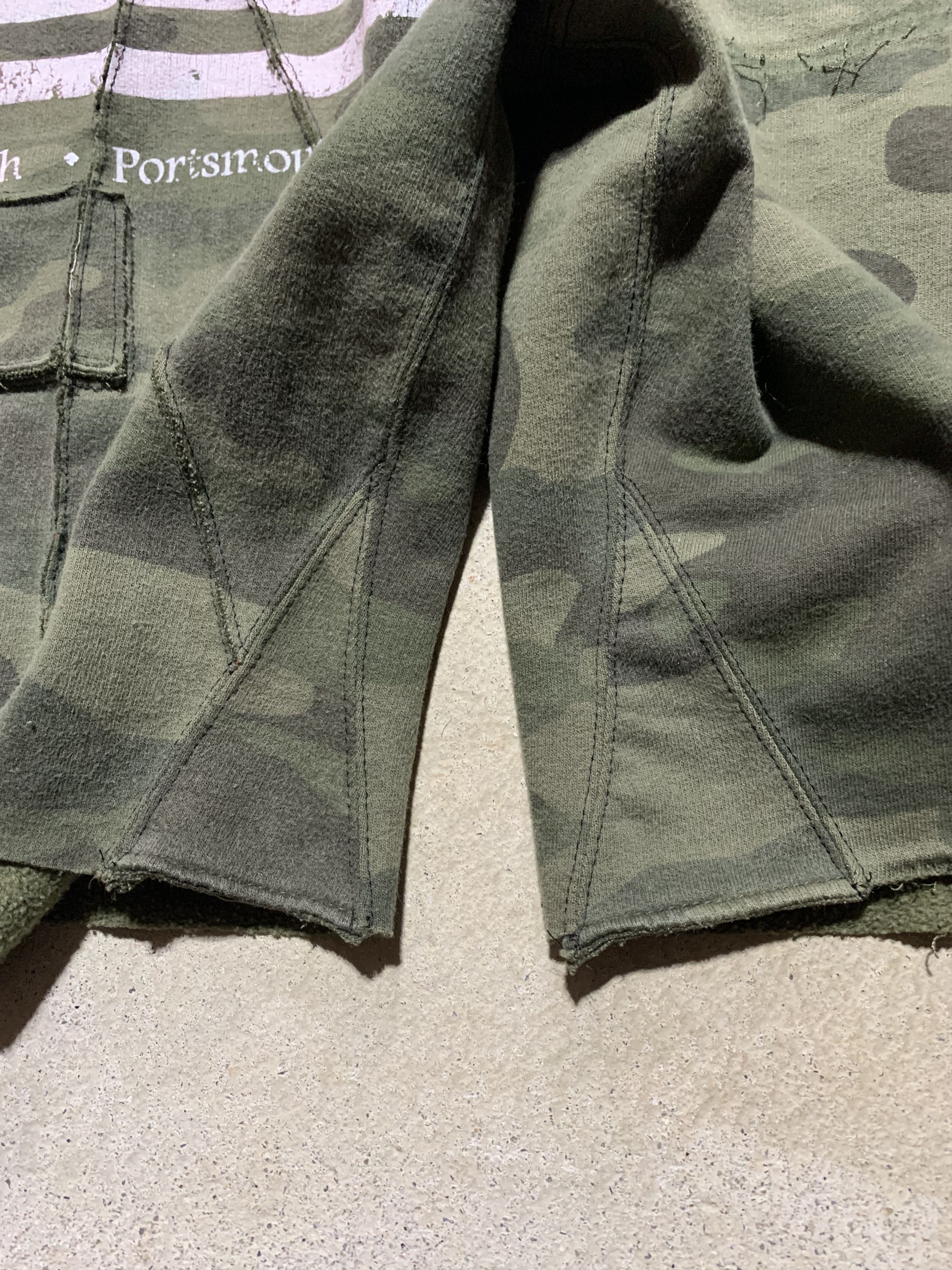 Japanese Brand Closure Projects Spiral Shorts - The People Size US 32 / EU 48 - 3 Thumbnail