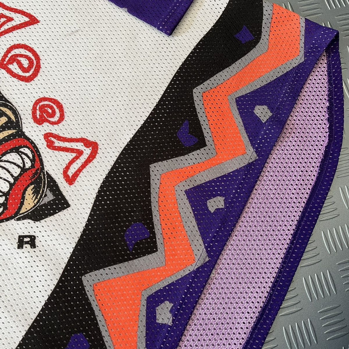 Ccm × Vintage Vintage 90s CCM Vancouver Voodoo RHI Hockey Jersey 🪇🎭 Size US M / EU 48-50 / 2 - 10 Thumbnail