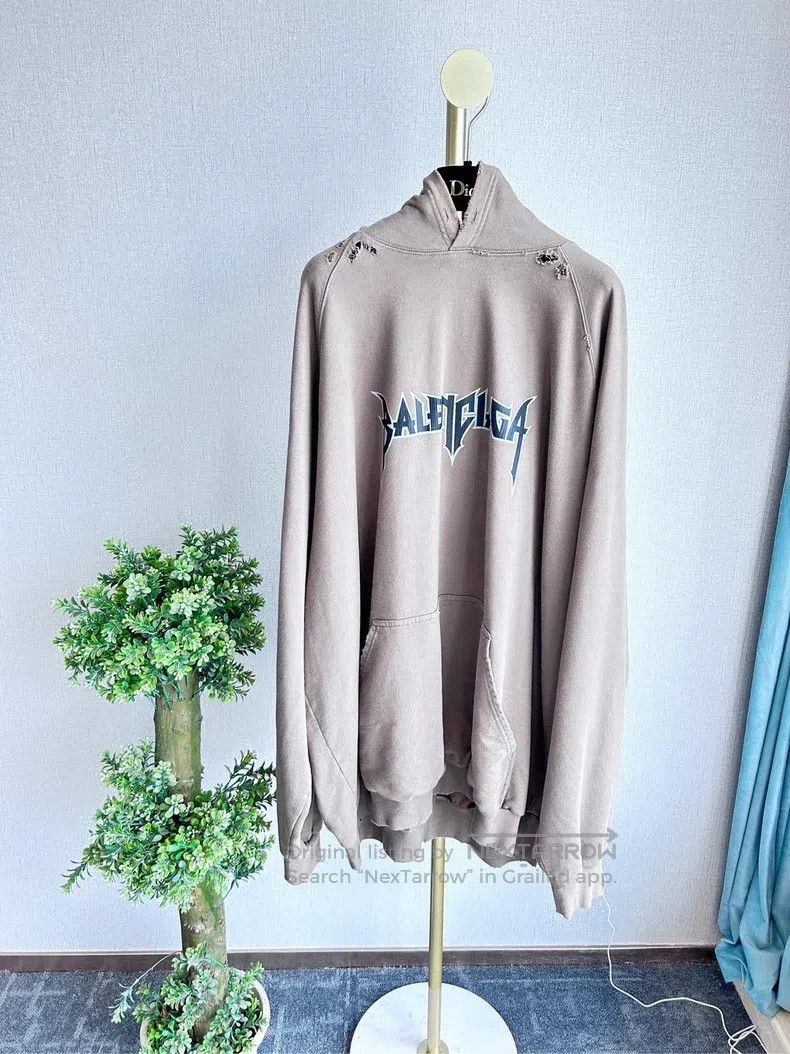 Balenciaga Balenciaga Sweatshirt Size US L / EU 52-54 / 3 - 1 Thumbnail