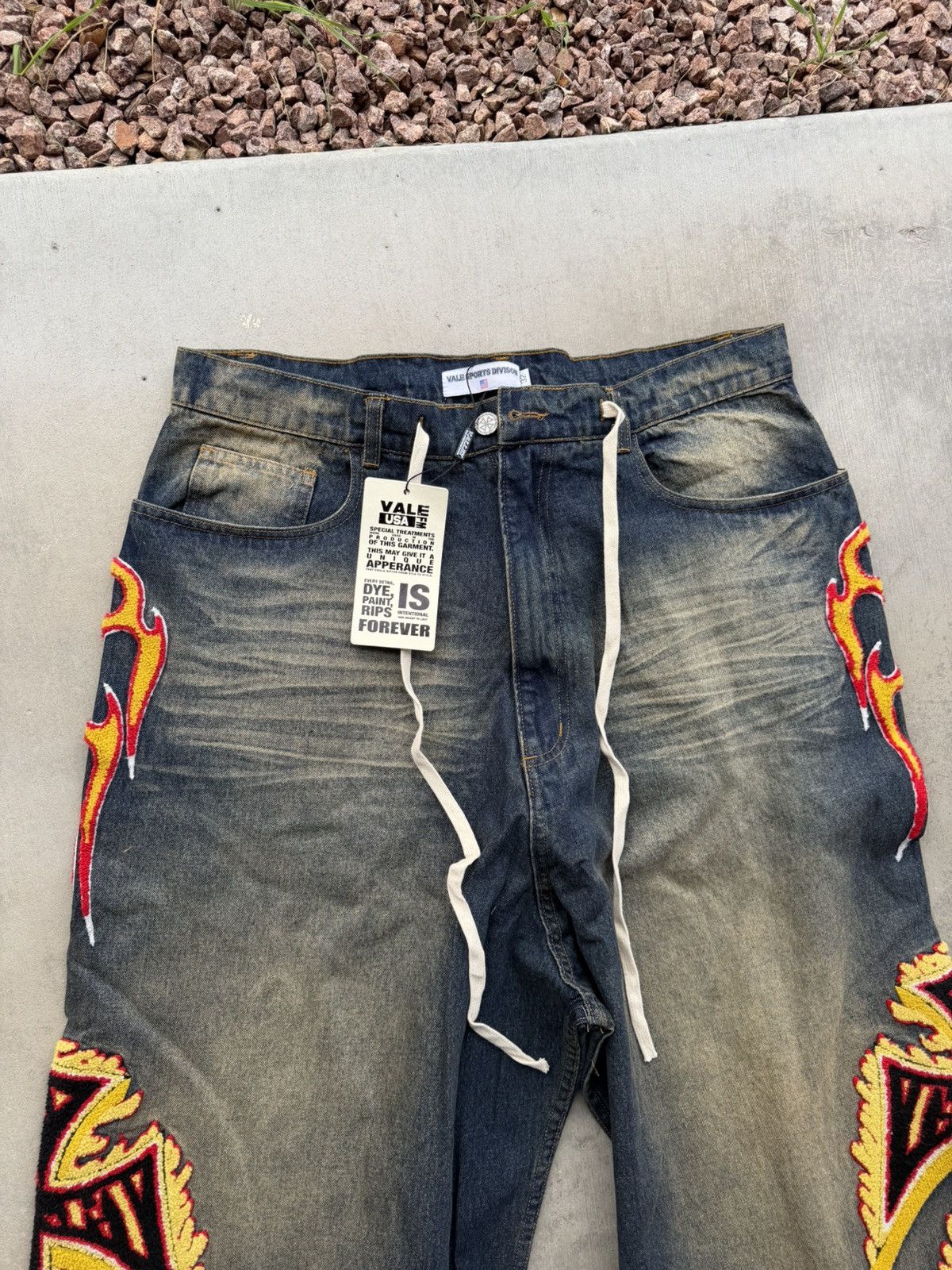 Vale Vale Forever Inferno Denim Dirt Midwash NWT Size 32 Size US 32 / EU 48 - 4 Thumbnail