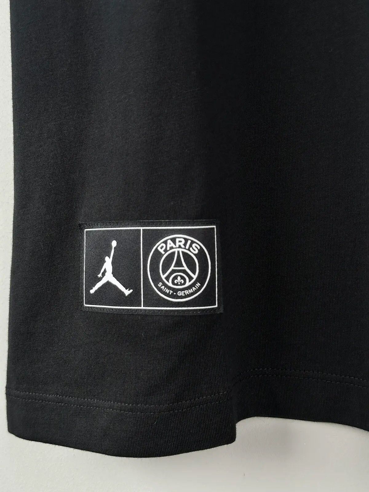 Jordan Brand Nike Jordan PSG Paris Saint Germain Wordmark Tee Size US L / EU 52-54 / 3 - 6 Thumbnail