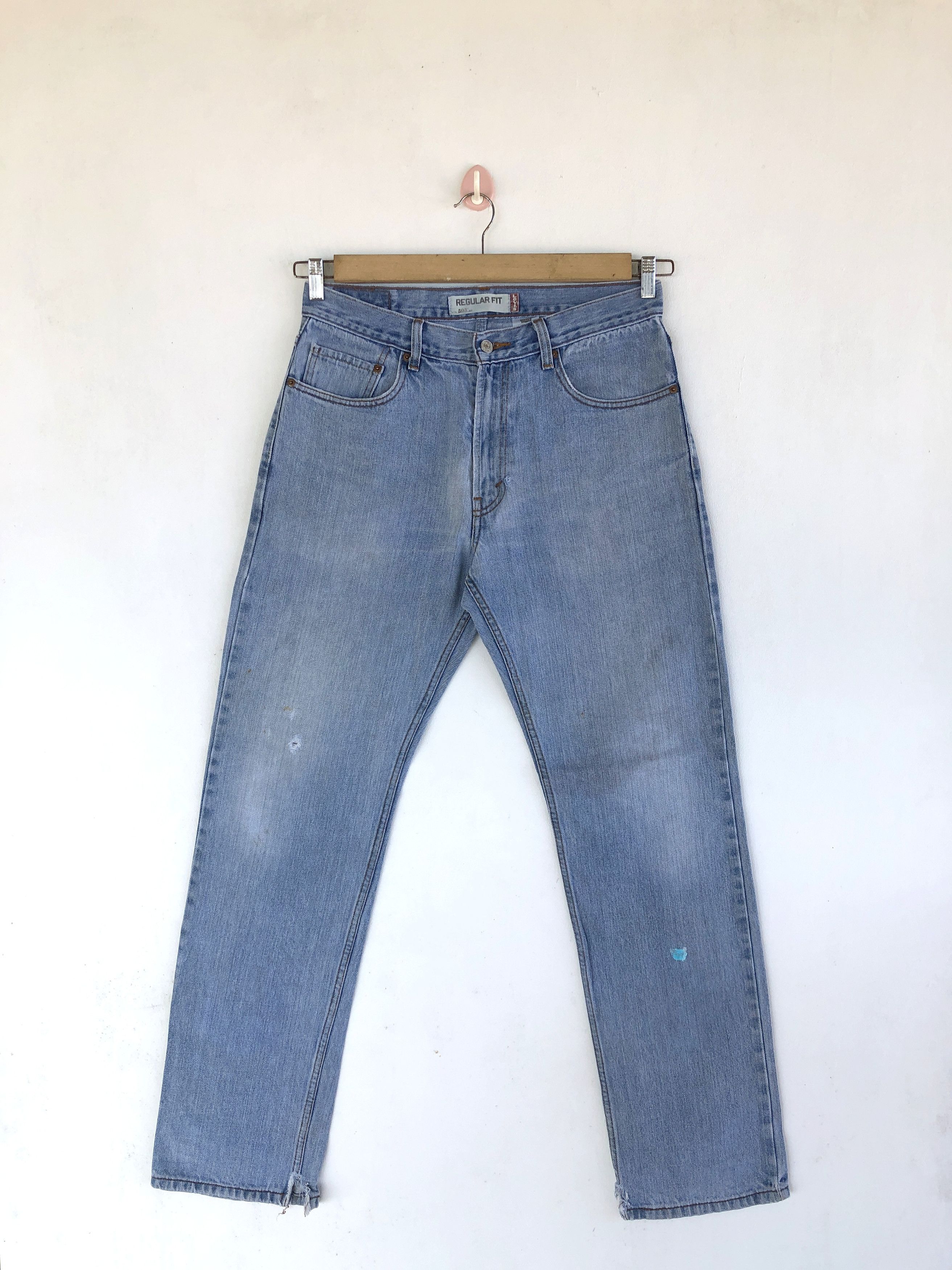 Levi's Vintage Levis 505 Distressed Jeans Levi's Light Wash Denim Size US 32 / EU 48 - 1 Thumbnail