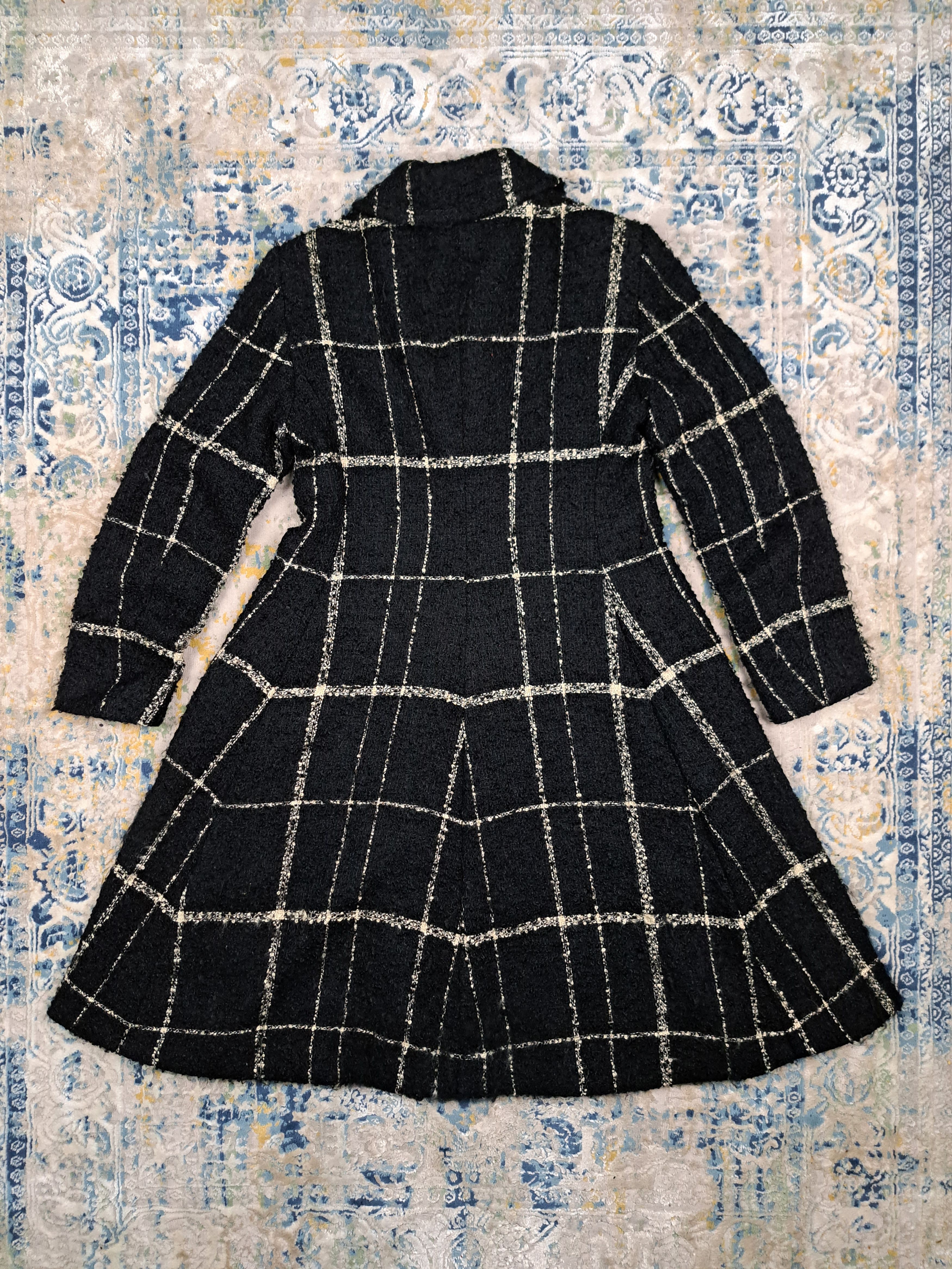 Moschino Moschino Archive Mohair Checked Coat Avant Garde Luxury Size M / US 6-8 / IT 42-44 - 4 Thumbnail