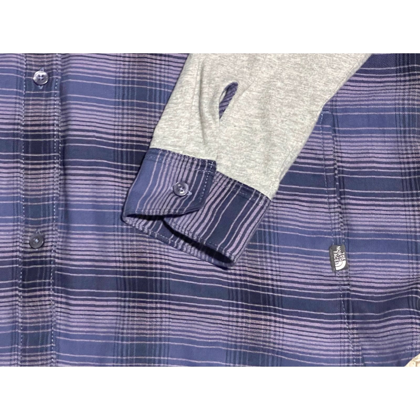 The North Face VINTAGE The North Face Womens Purple Lightweight Button-Up Shirt Hoodie XL Casual Golf, Summer, Spring Girls Size XL / US 12-14 / IT 48-50 - 3 Thumbnail