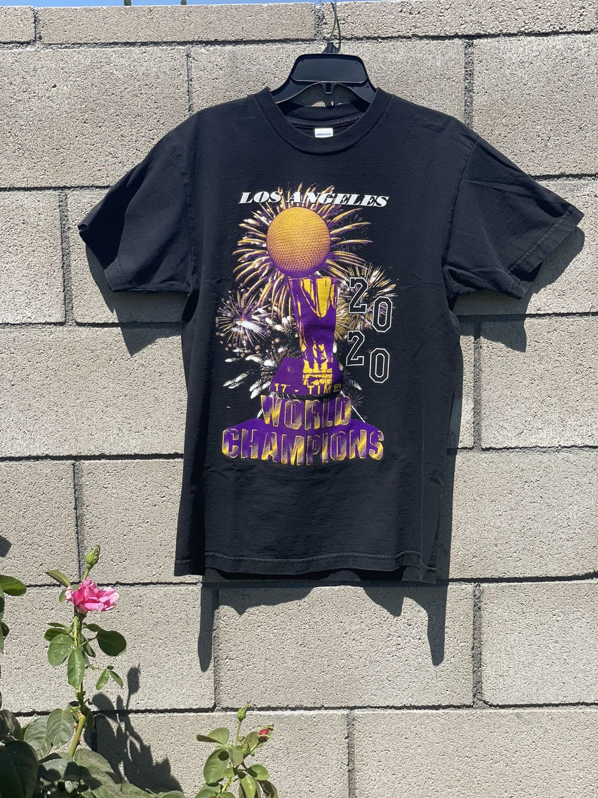 Undefeated Undefeated Lakers NBA Champions Tee Size US M / EU 48-50 / 2 - 1 Thumbnail