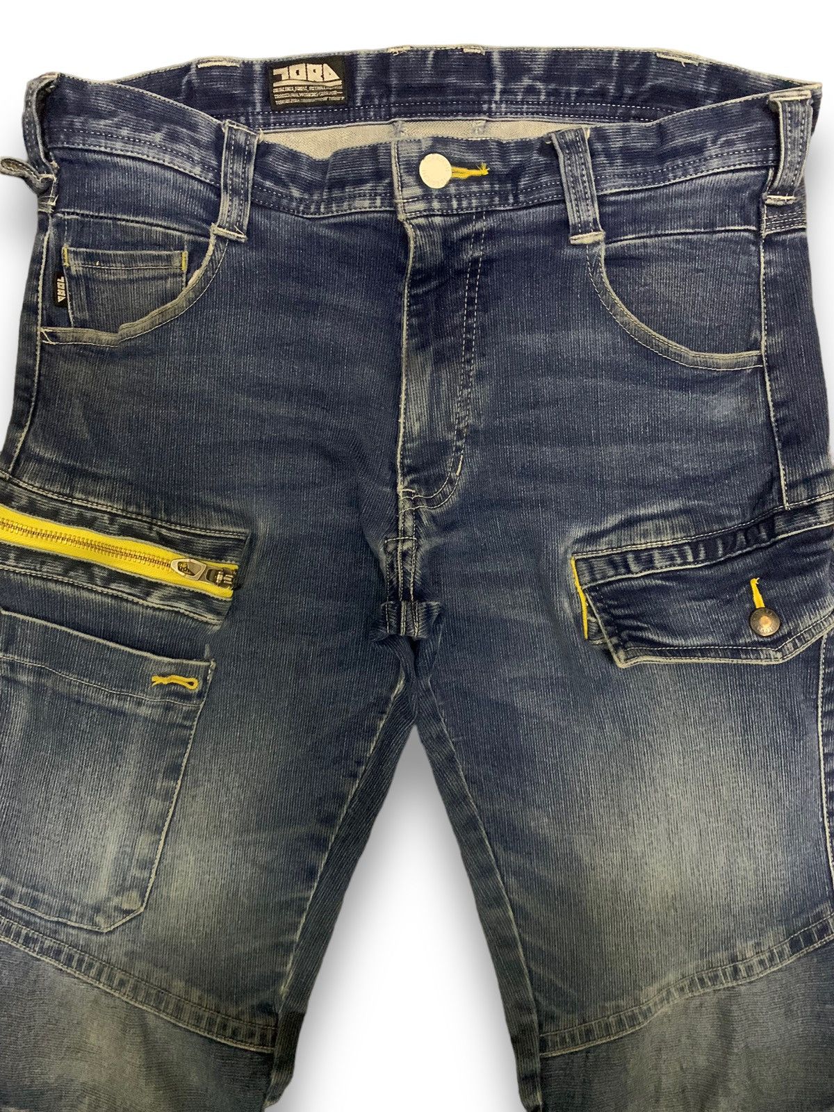 Japanese Brand Vintage Japanese Brand Multi-pockets Utility Workwear Jeans Size US 32 / EU 48 - 4 Thumbnail