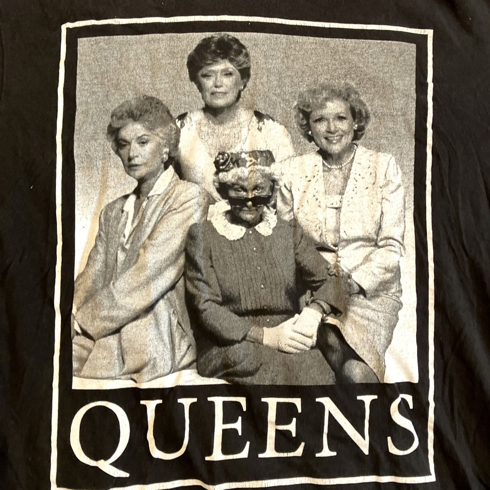 Vintage VINTAGE OFFICIAL The Golden Girls Queens Portrait Short Sleeve T Shirt Medium Crew Neck Black Cotton Men M 90s Size US M / EU 48-50 / 2 - 2 Thumbnail