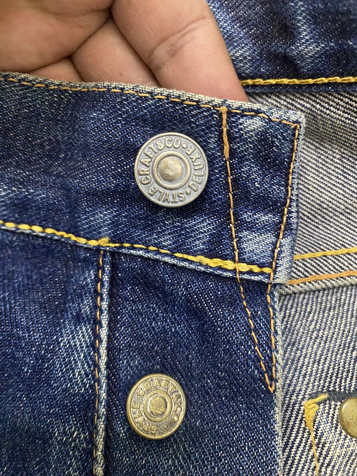 Evisu THRASHED CUSTOM VINTAGE EVISU SELVEDGE DENIM LOT 2504XX Size US 31 - 9 Thumbnail