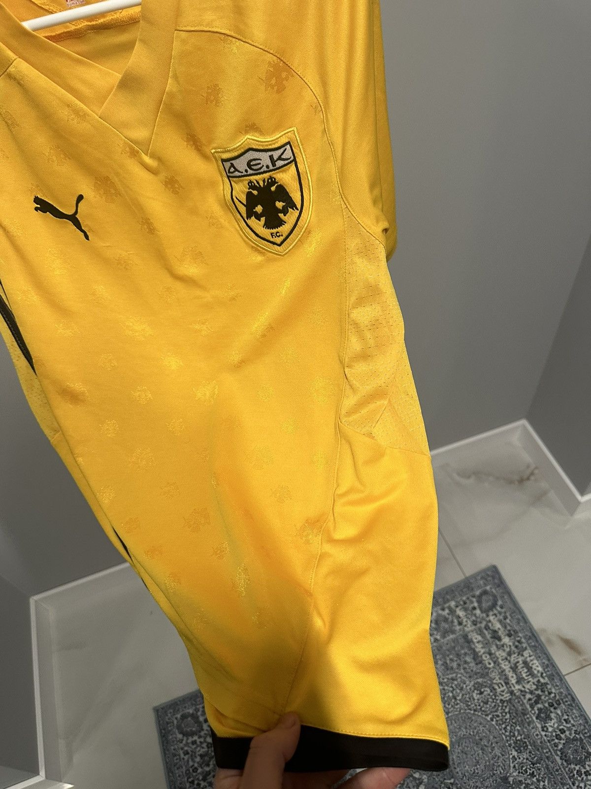 Puma Vintage Y2K Puma A.E.K Soccer jersey Block Core 2000s Size US M / EU 48-50 / 2 - 8 Thumbnail