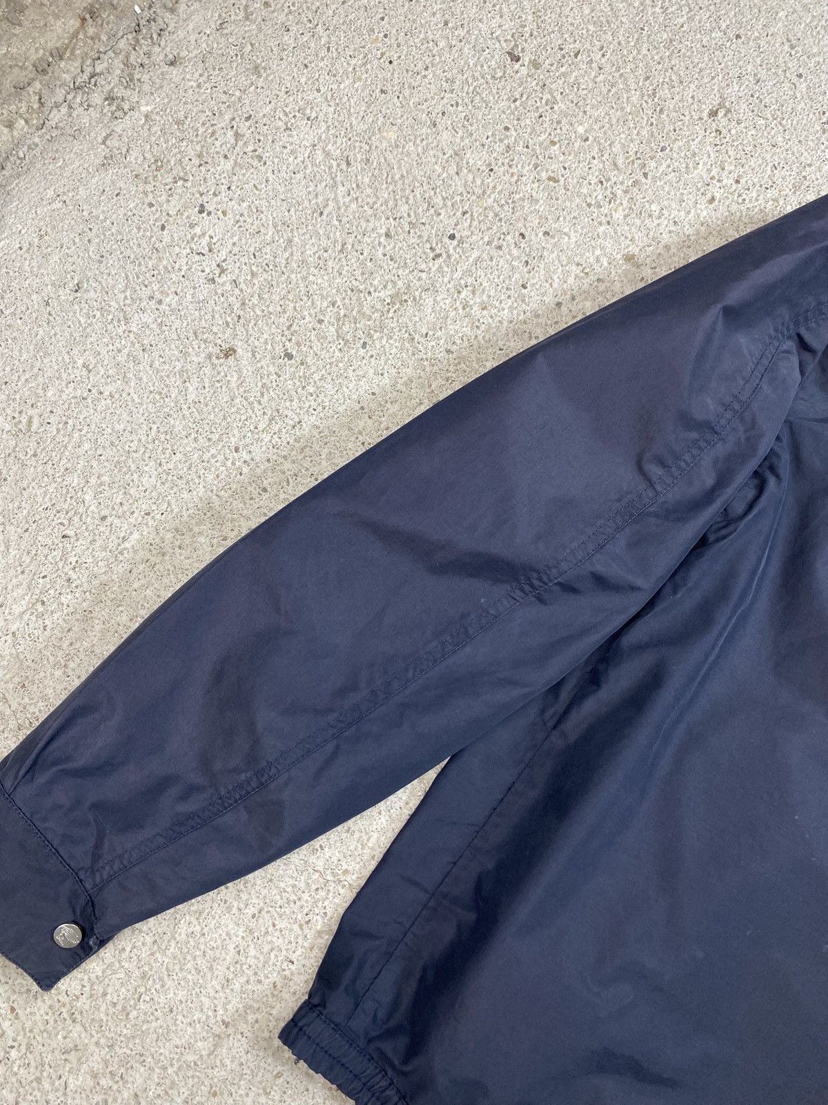 Versace Vintage versace sport windbreaker bomber jacket navy Size US L / EU 52-54 / 3 - 19 Thumbnail