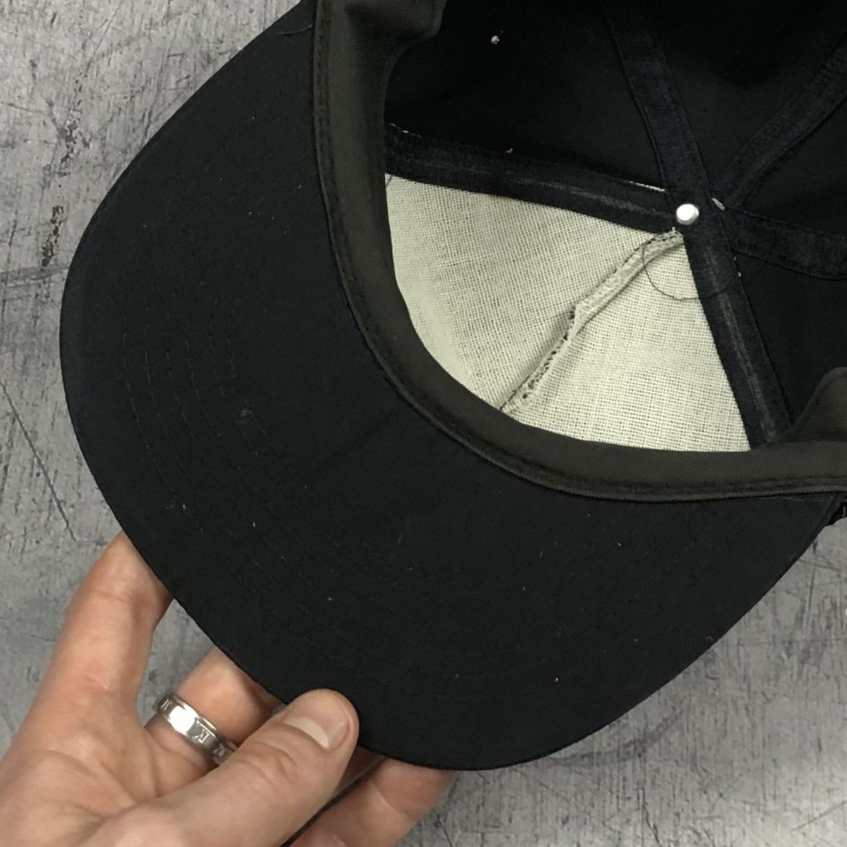 Vintage Poison Cap Rare 90s Flesh Bloods Size ONE SIZE - 10 Thumbnail
