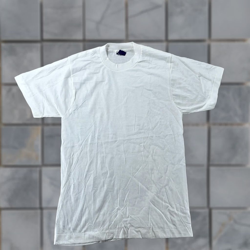 Vintage VINTAGE B.V.D Shirt Mens S White Cotton Crewneck 90s Undershirt Solid Size US S / EU 44-46 / 1 - 1 Thumbnail