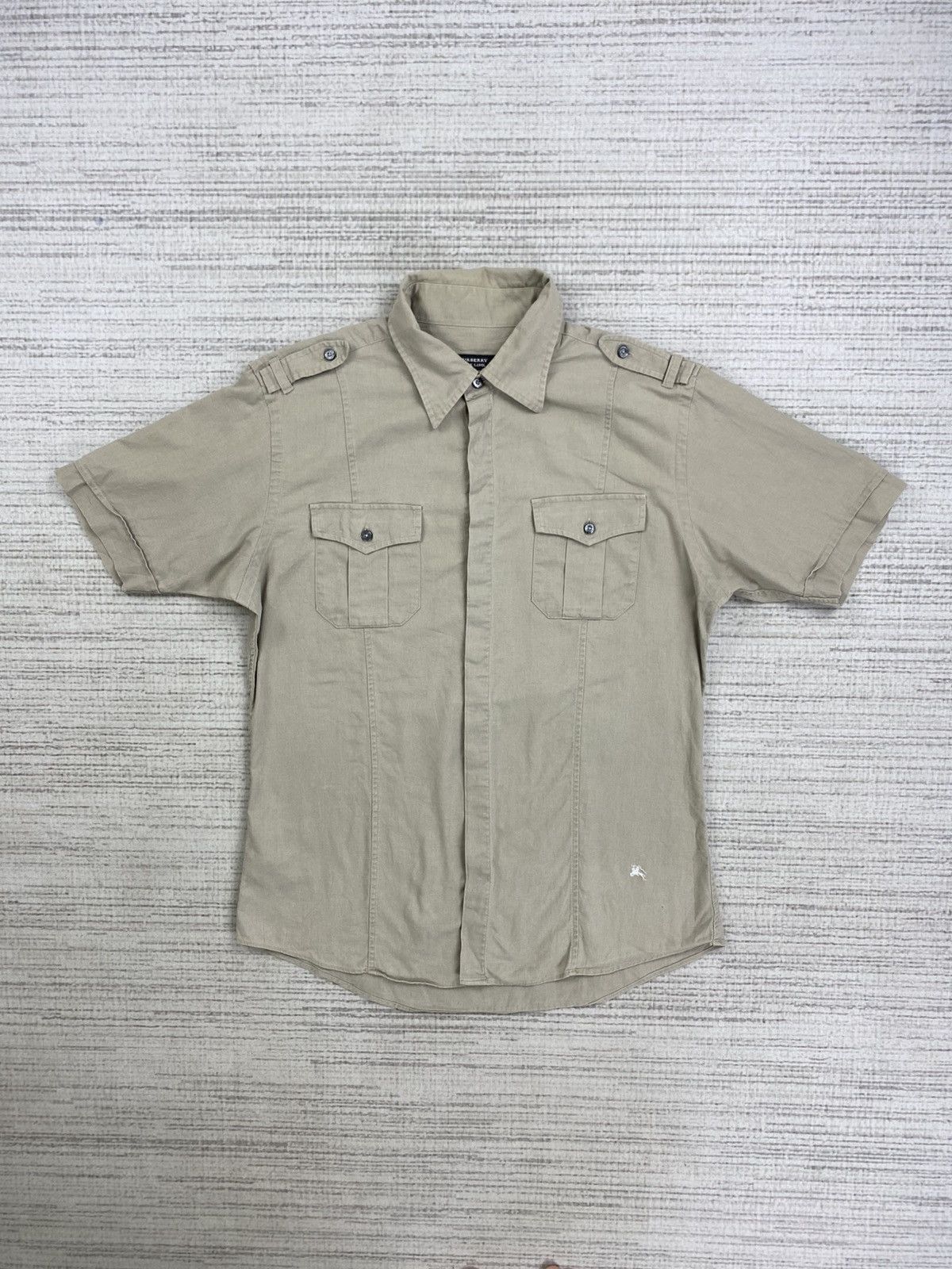 Burberry Vintage Burberry Black Label Button Ups Shortsleeve Shirt Size US M / EU 48-50 / 2 - 1 Thumbnail