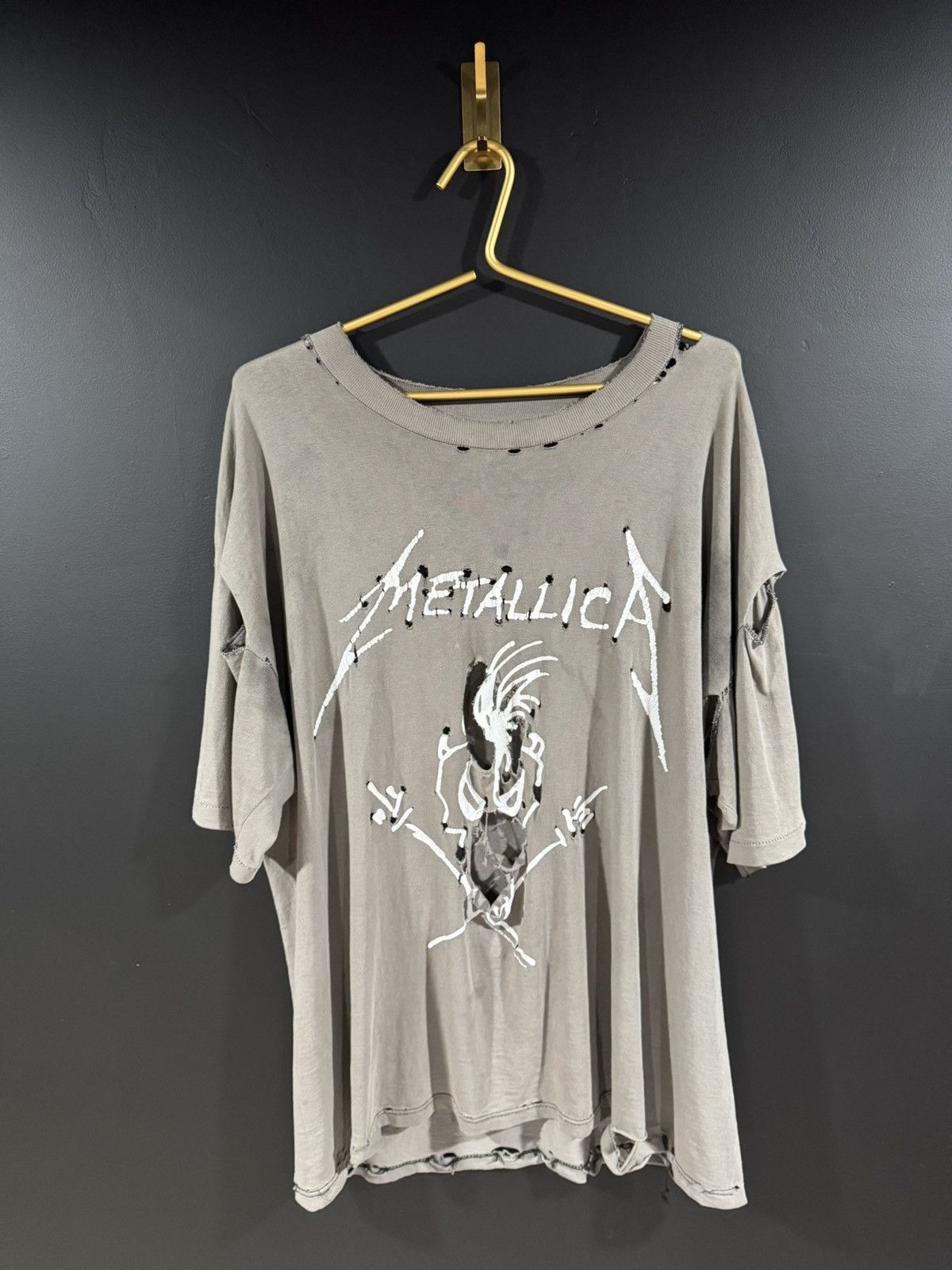Band Tees 1992 Vintage Metallica Europe 93 Faded Thrashed Band Tee XL Size US XL / EU 56 / 4 - 2 Thumbnail