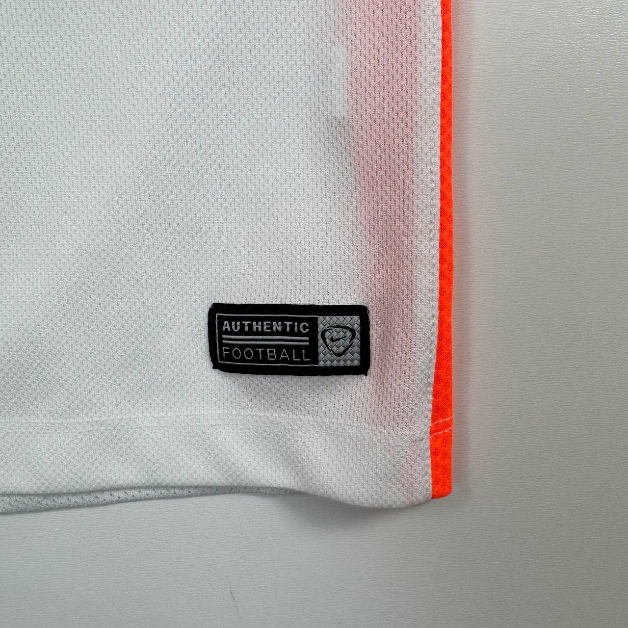 Nike Juventus Nike Training Shirt 2013-14 643622-100 Mens Size S Size US S / EU 44-46 / 1 - 3 Thumbnail