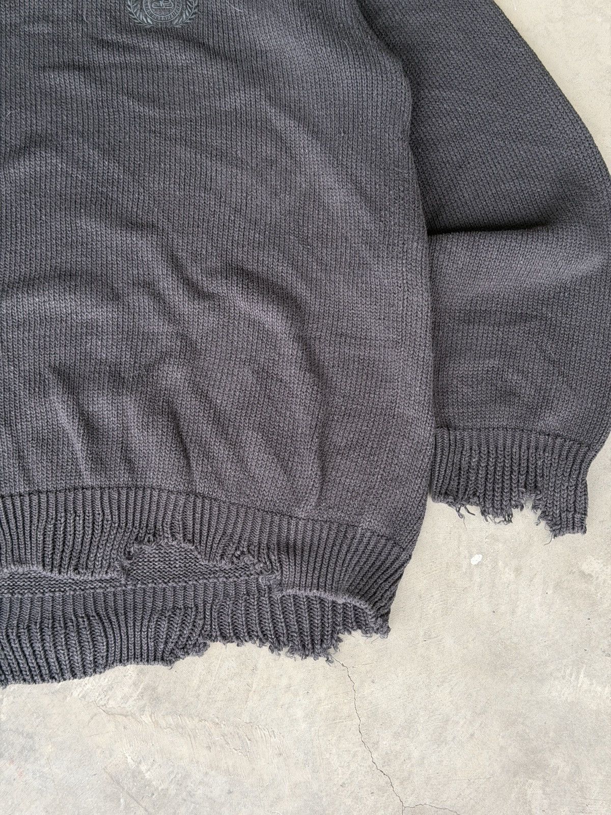 Balenciaga Balenciaga cut up hybrid sweater flannel Size US XL / EU 56 / 4 - 3 Thumbnail