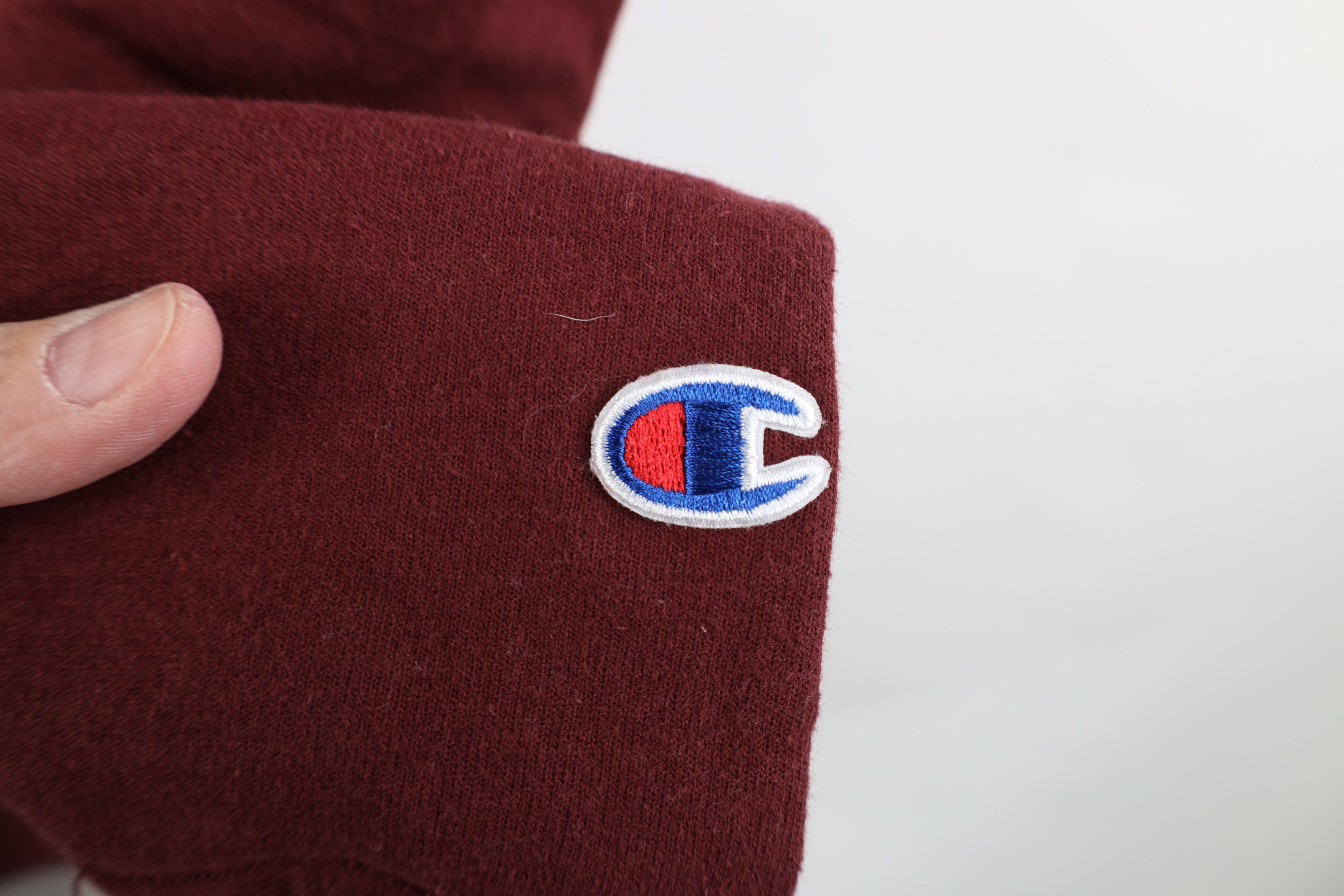 Champion Vintage Y2K Champion Monochrome Heavy Hoodie Sweatshirt Red Size US L / EU 52-54 / 3 - 4 Thumbnail