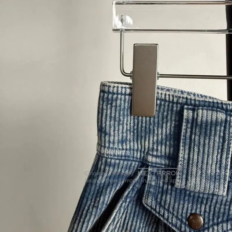 Louis Vuitton Louis Vuitton Blue Cotton Women's Shorts . Size 23" - 3 Thumbnail