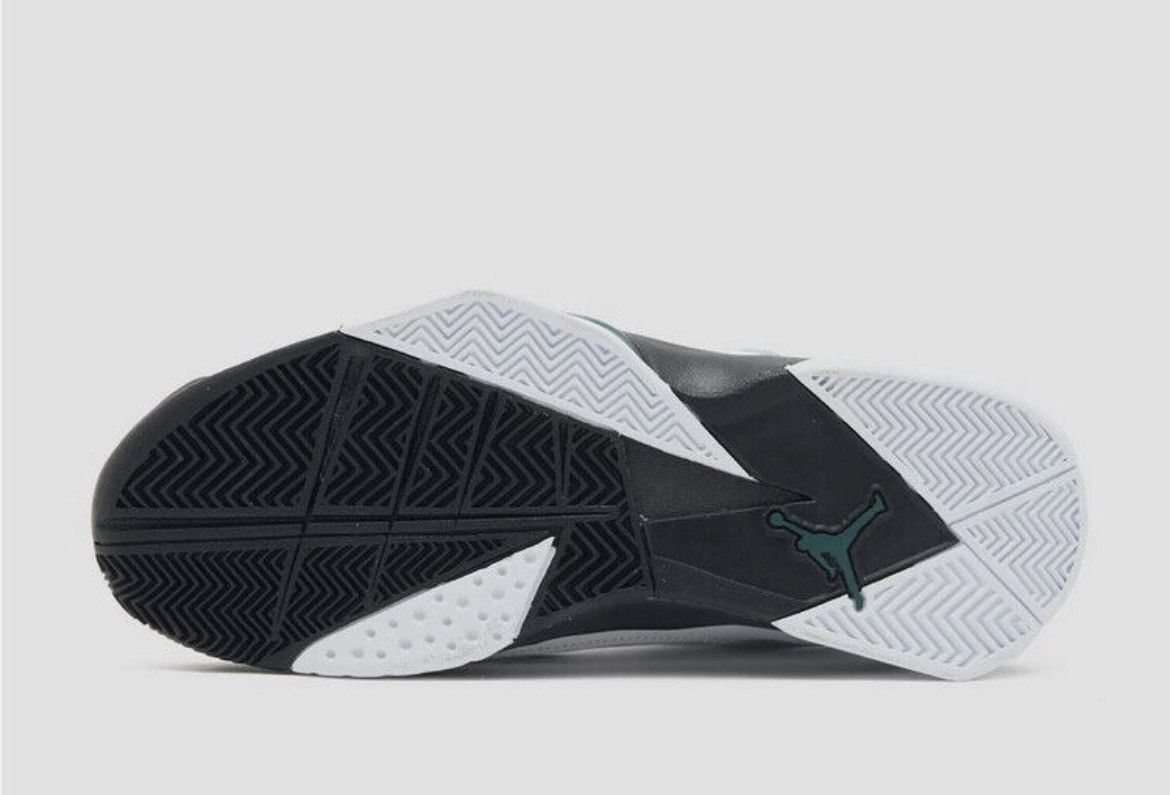 Jordan Brand × Nike Jordan true flight Size US 9.5 / EU 42-43 - 6 Thumbnail