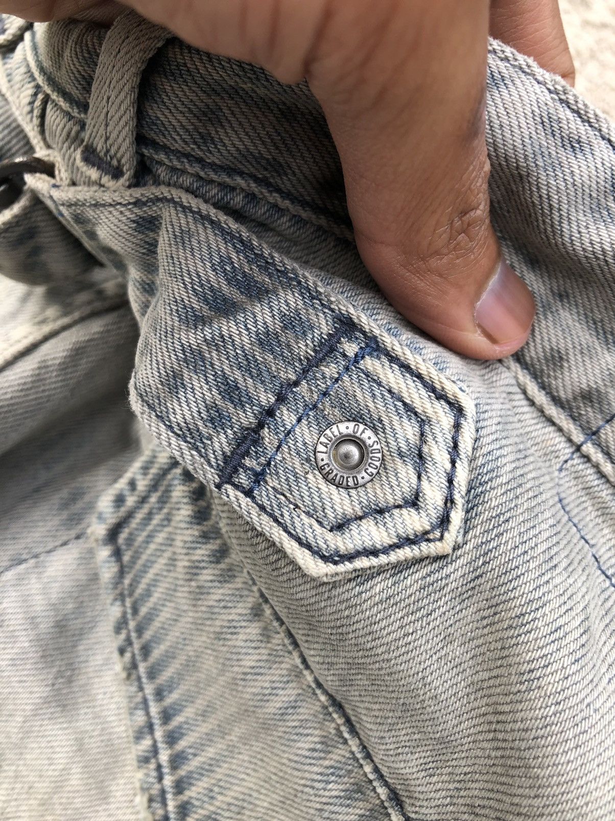 Other FADED STRIPED BUCKLE BACK JEANS BY DENIM CO Size US 33 - 10 Thumbnail