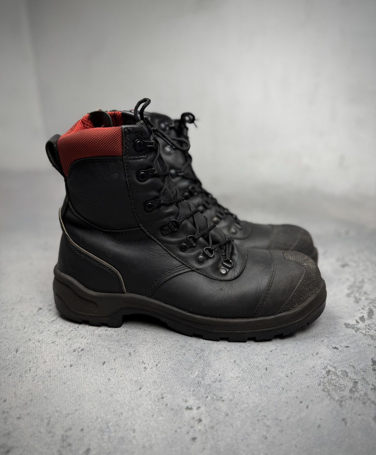 Red Wing Red Wing Black Leather Work Boots With Red Mesh Collar Rare Size US 11 / EU 44 - 1 Thumbnail
