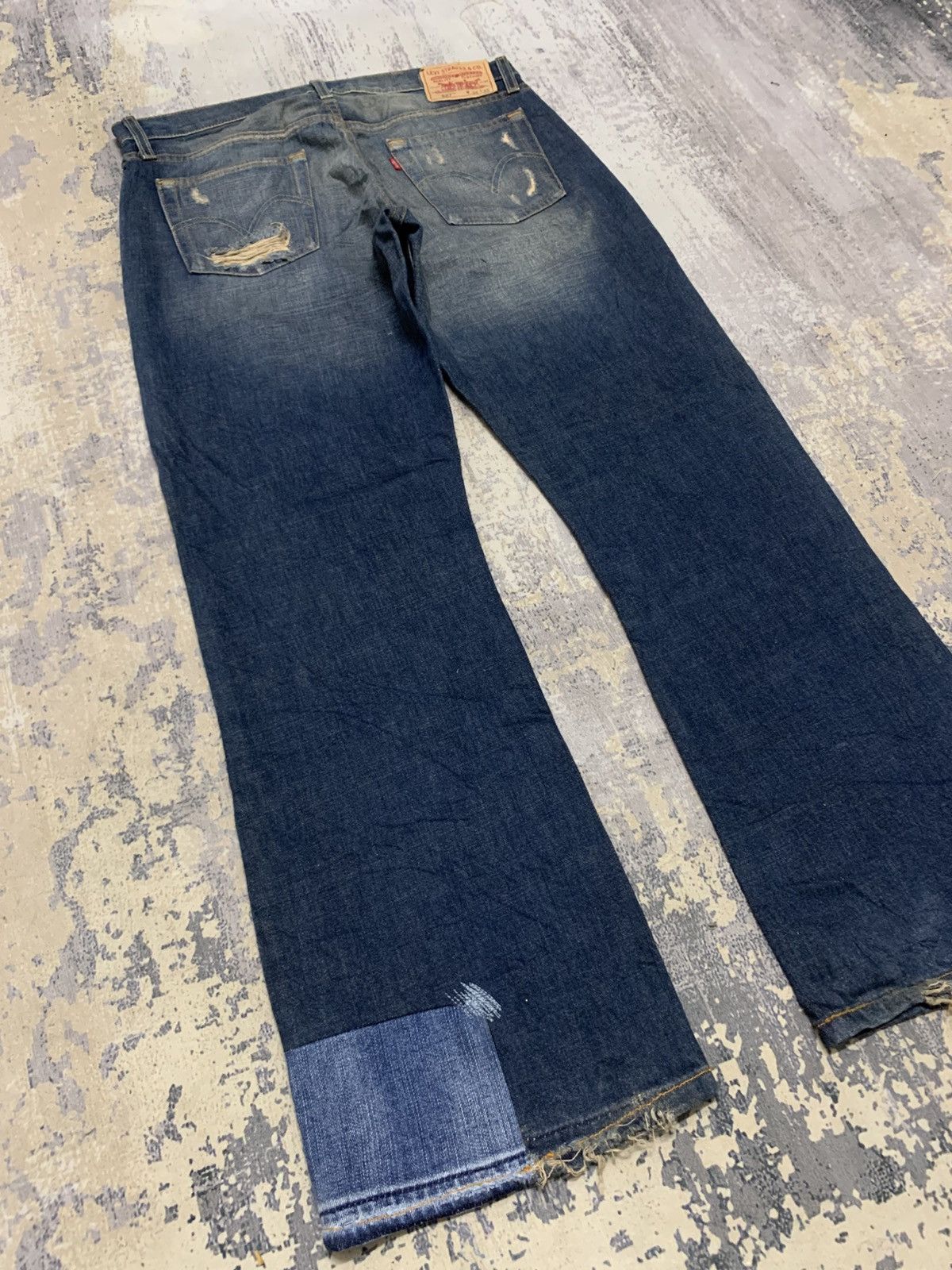 Levi's Vintage Levis 527 Bootcut Distressed Jeans 35x31 Size US 35 - 10 Thumbnail