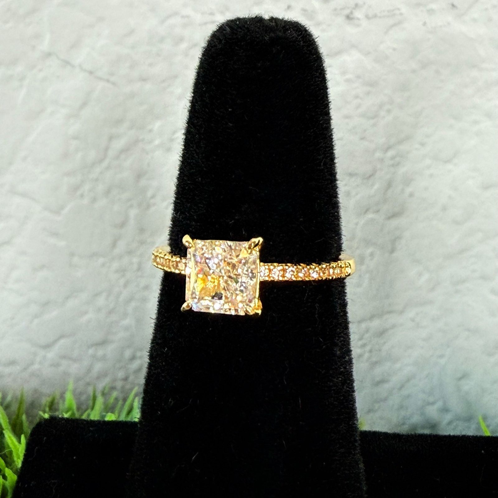 Anthropologie New OBJKTS AIRE RING Size 7 Size ONE SIZE - 1 Thumbnail