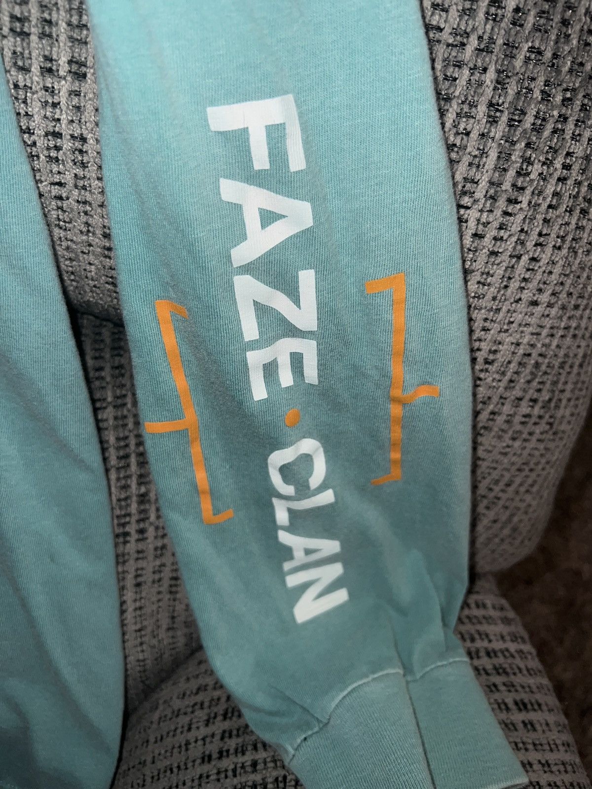 FaZe Faze Clan Logo LS Tee Size US L / EU 52-54 / 3 - 4 Thumbnail