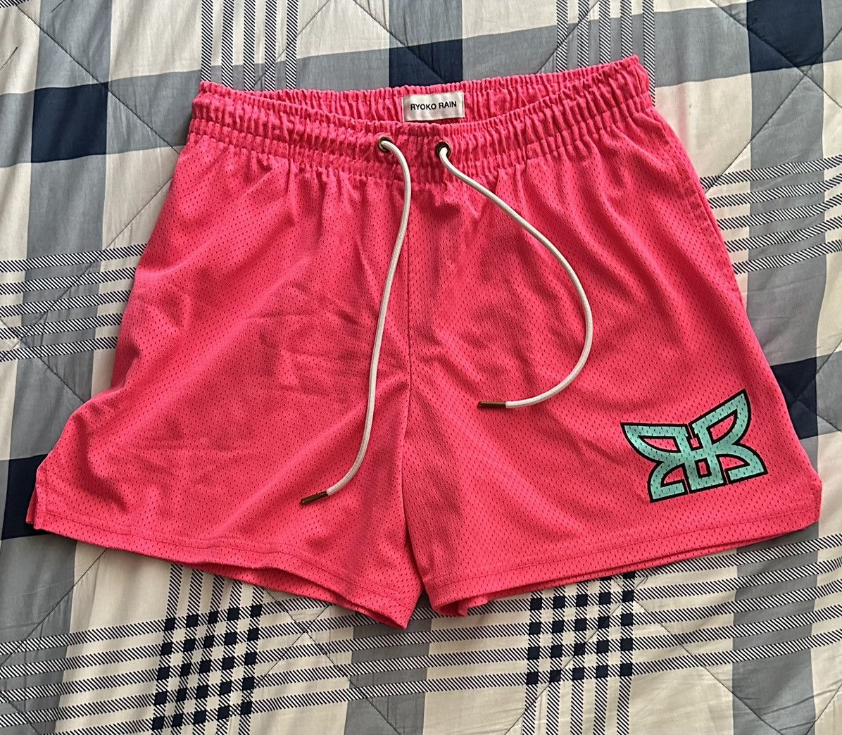 Other Ryoko Rain Neon Pink Mesh Shorts Size US 32 / EU 48 - 1 Thumbnail