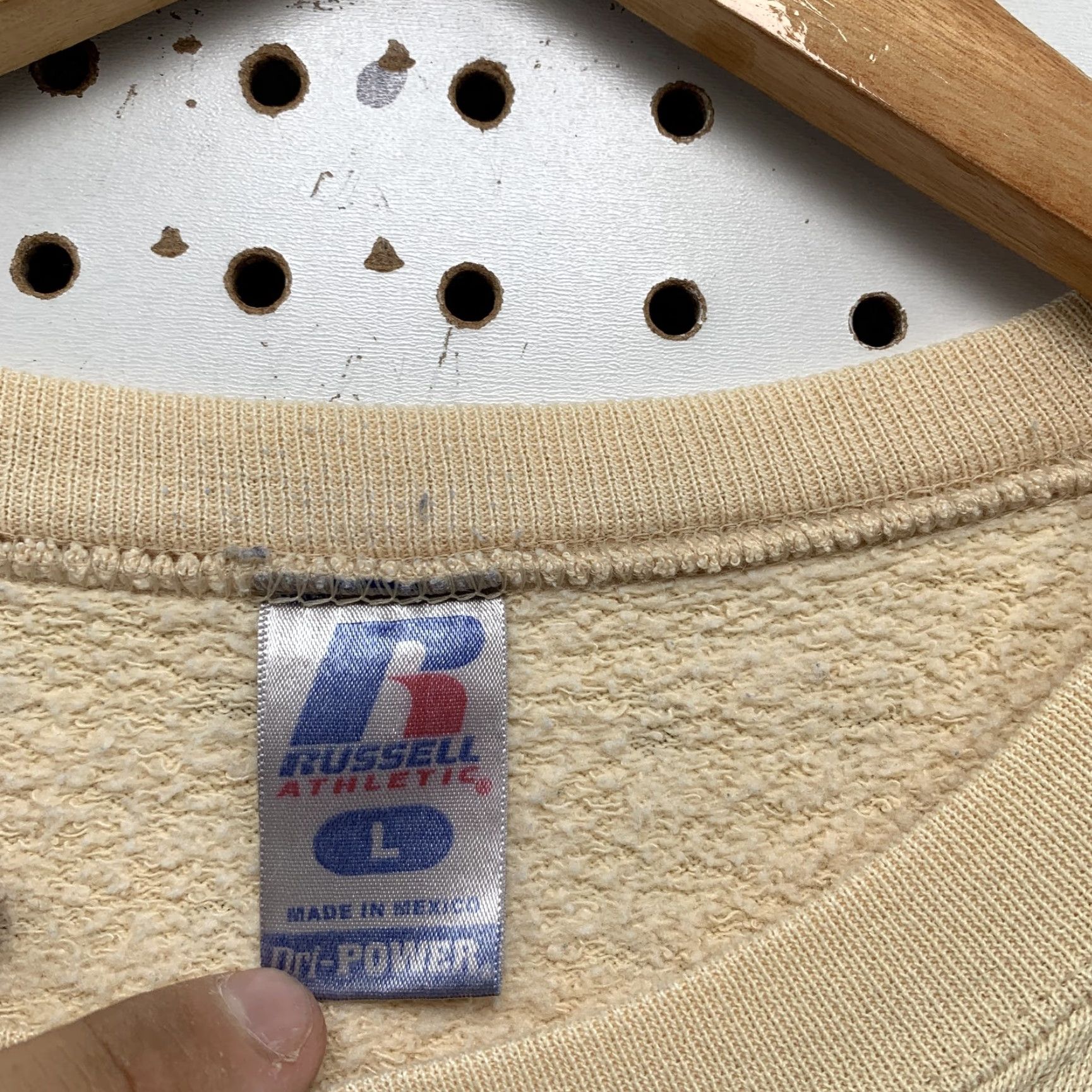 Russell Athletic VINTAGE Russell Athletic Crewneck Sweatshirt Men L Beige Dri-Power Long Sleeve 80s 90s Mens Size US L / EU 52-54 / 3 - 6 Thumbnail