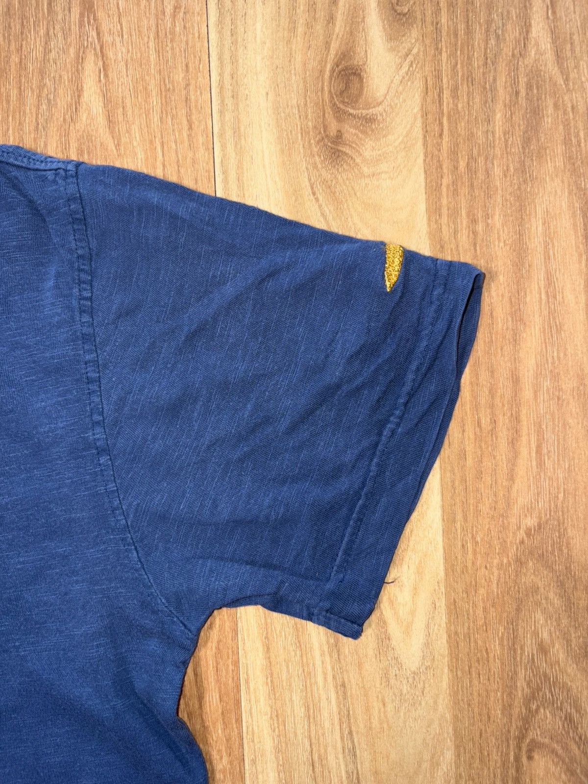 Vintage Vintage Italian Navy Aviazione Navale call sign VIPER Tee Size US XS / EU 42 / 0 - 4 Thumbnail