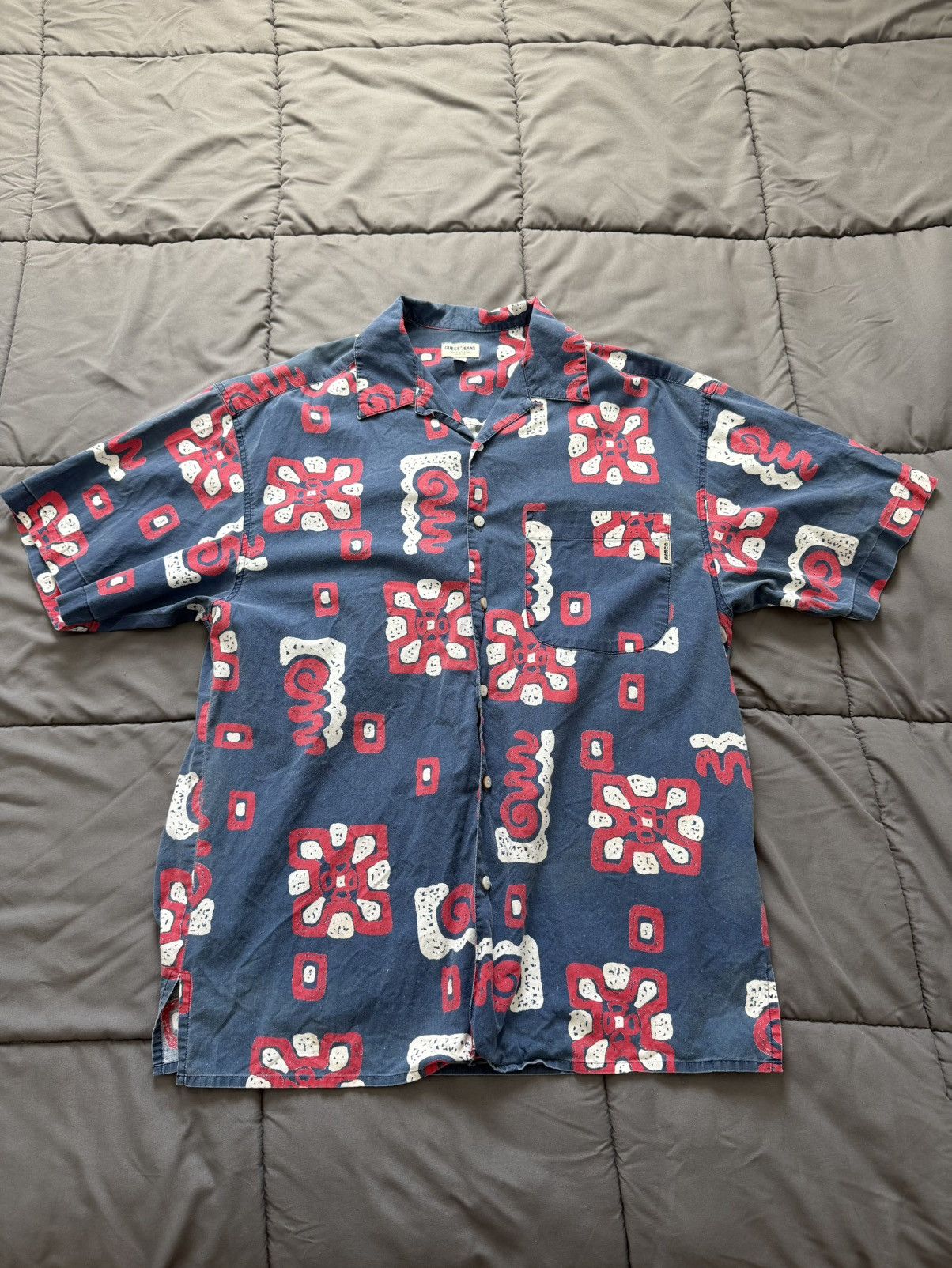 Guess Vintage Guess Jeans Button Up T-shirt Size US XL / EU 56 / 4 - 1 Thumbnail