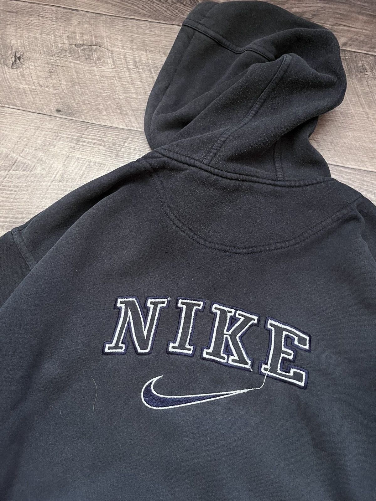 Nike Vintage Nike Sweatshirt Big Logo Swoosh Rare Distressed Size US M / EU 48-50 / 2 - 9 Thumbnail