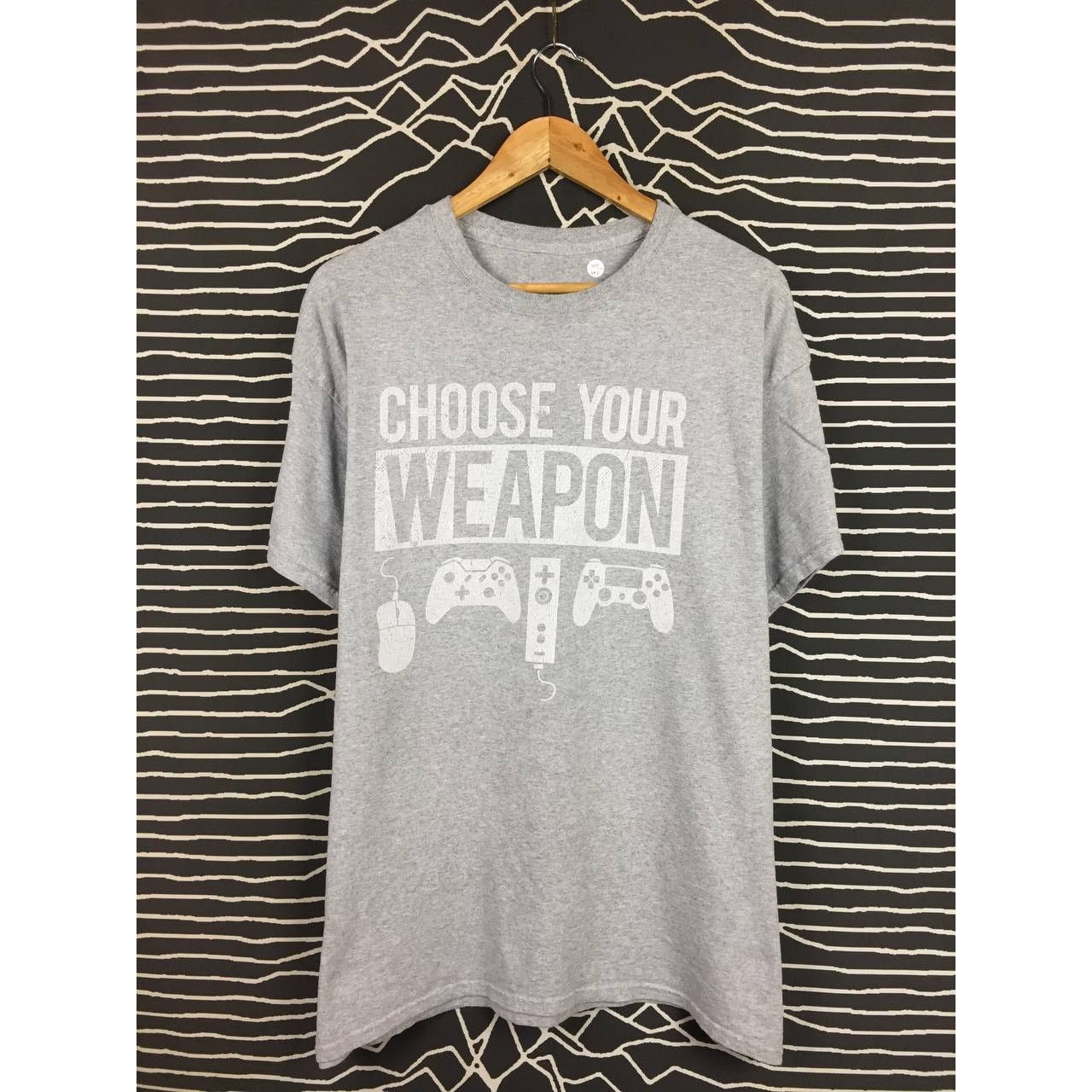 Vintage Choose Your Weapon Console Wars Gaming Graphic Tee Size US XL / EU 56 / 4 - 1 Thumbnail
