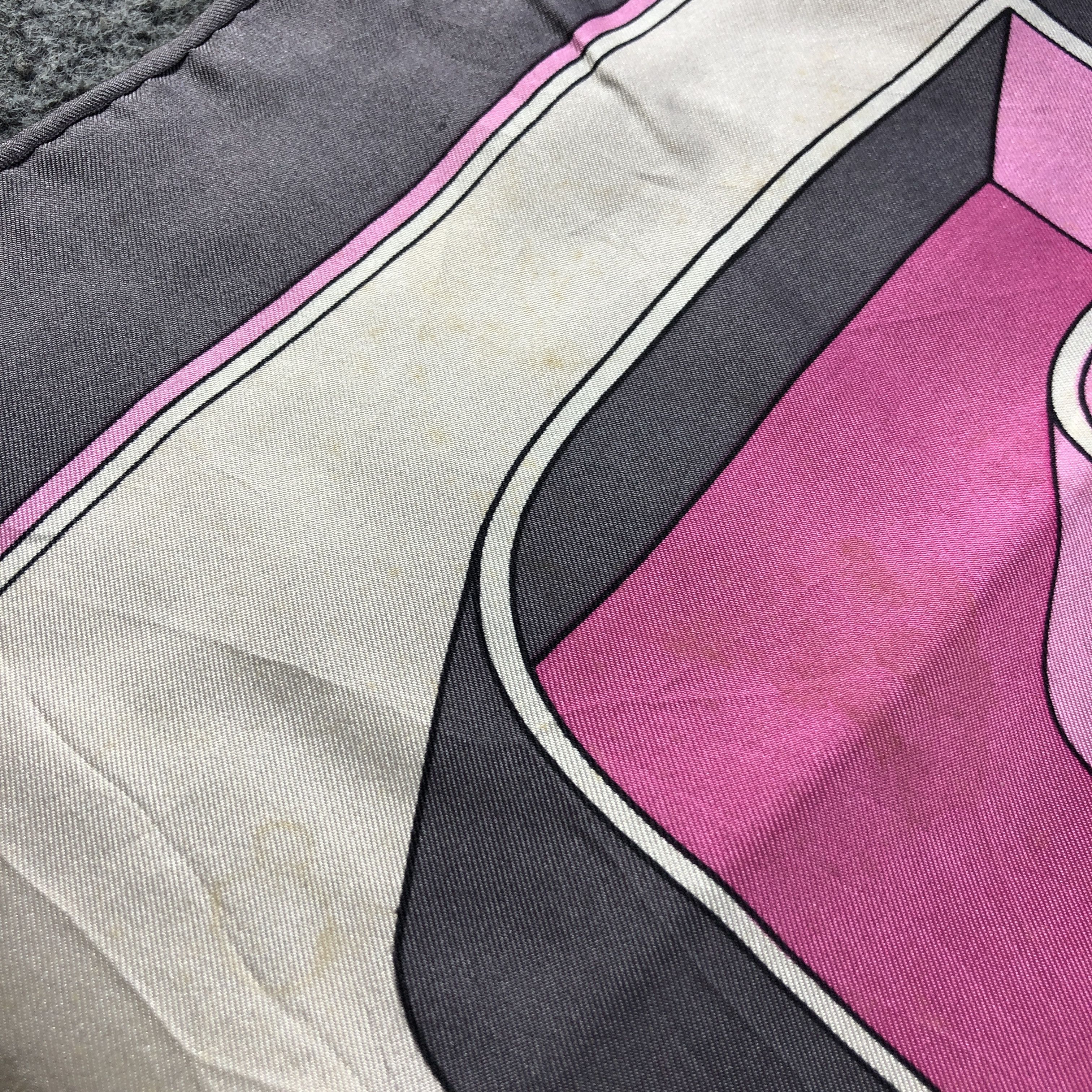 Pierre Cardin Pierre Cardin Abstract Hand Rolled Silk Scarf M1126 Size ONE SIZE - 11 Thumbnail