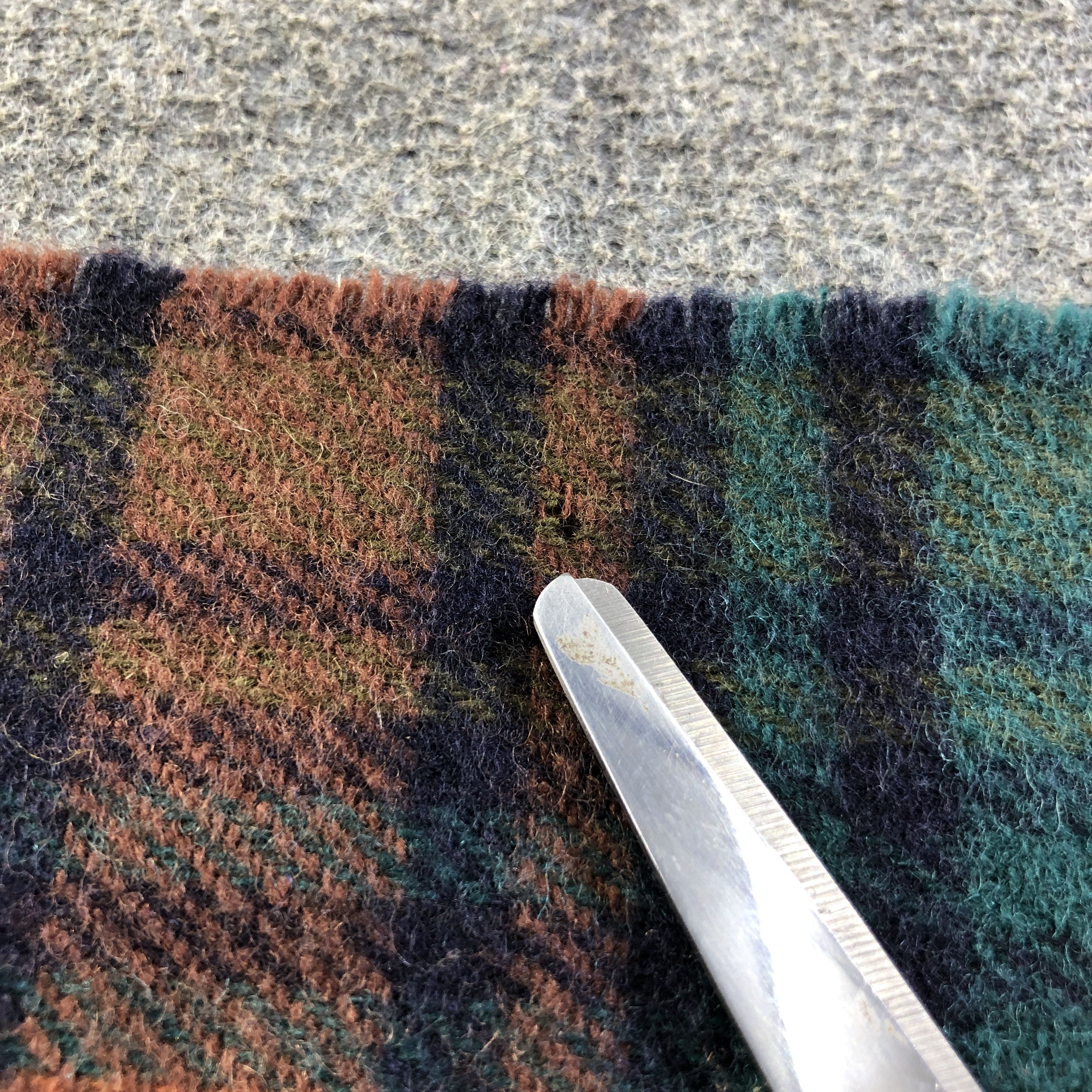 Christian Dior Monsieur Christian Dior Tartan Wool Scarf Muffler V2679 Size ONE SIZE - 8 Thumbnail