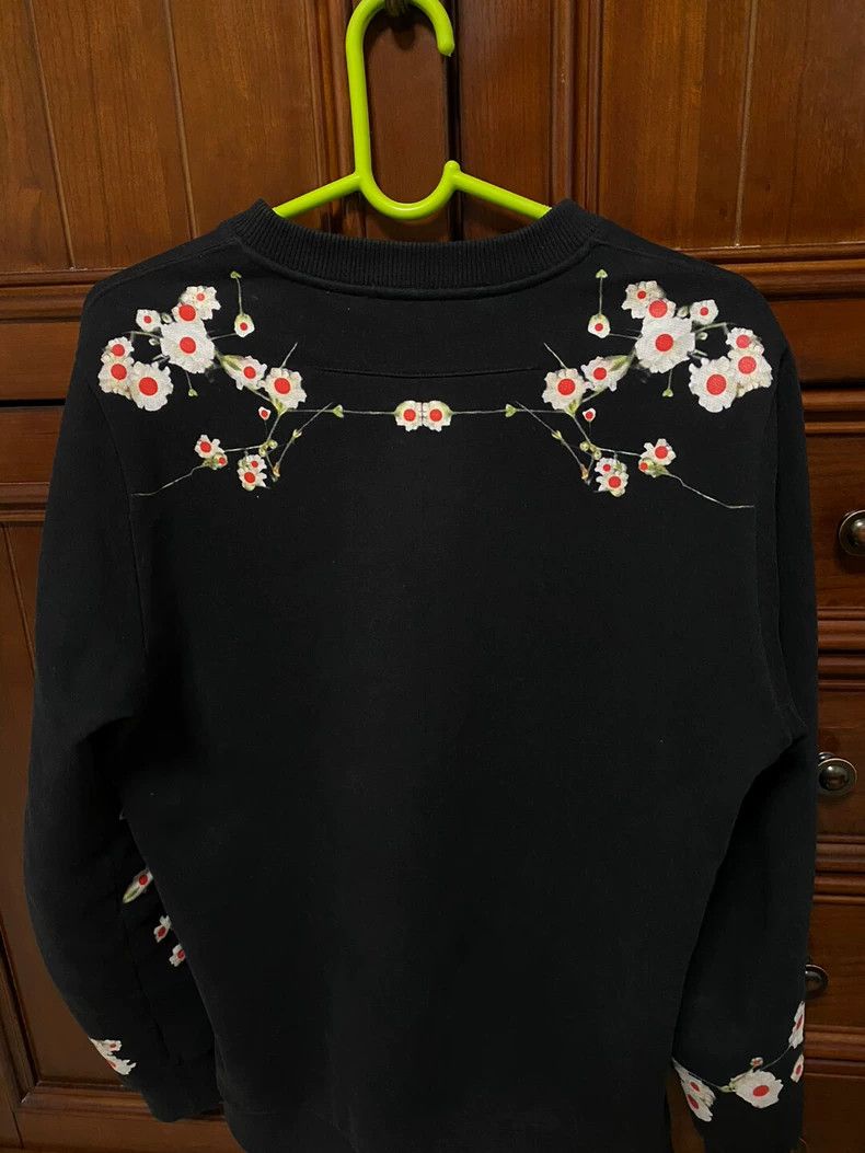 Givenchy Givenchy GVC all-over star black sweatshirt, size XS Size US XS / EU 42 / 0 - 3 Thumbnail
