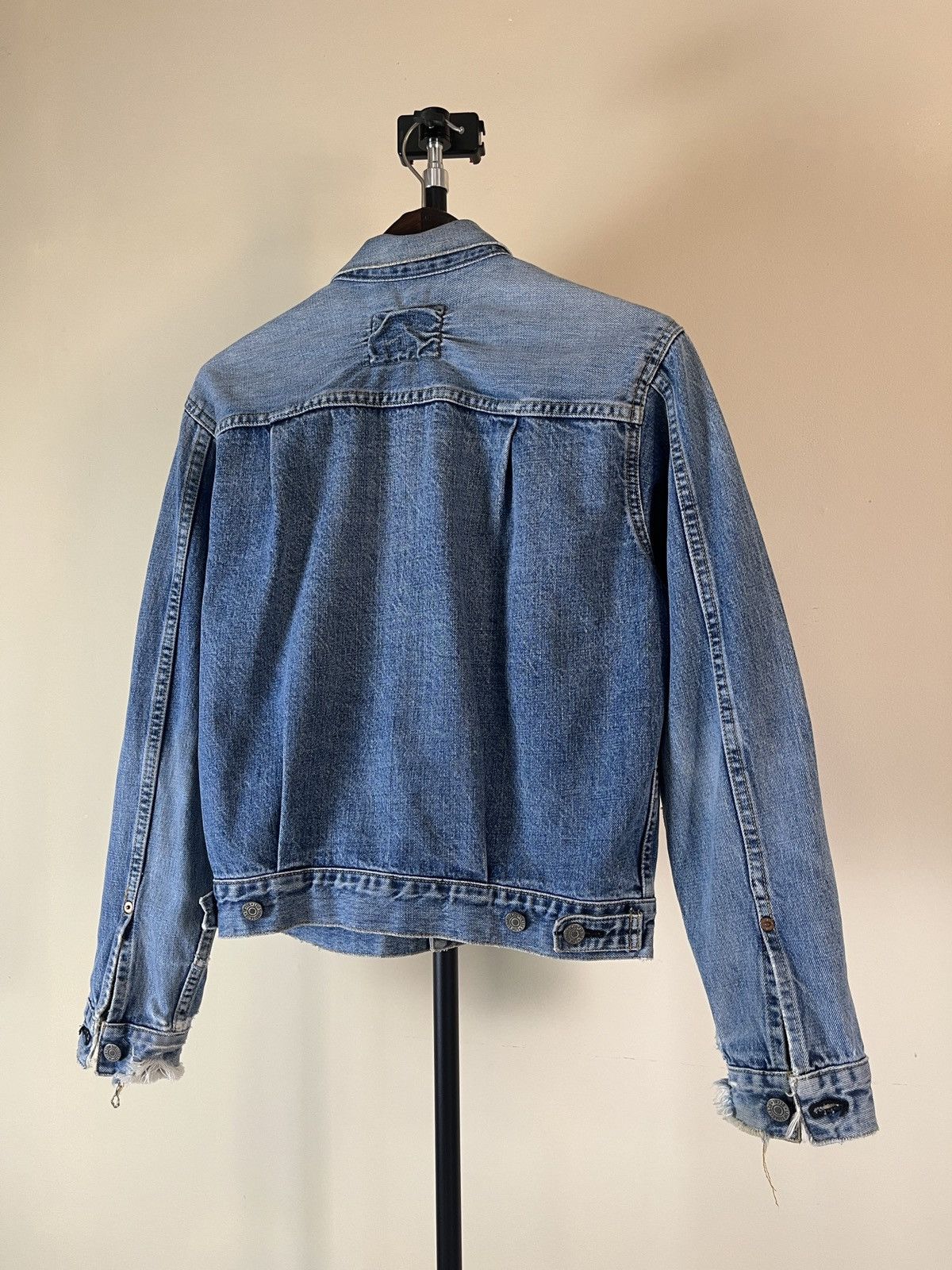 Levi's 90’s Japan Levi’s Type 2 Distressed Denim Jacket Size US M / EU 48-50 / 2 - 4 Thumbnail