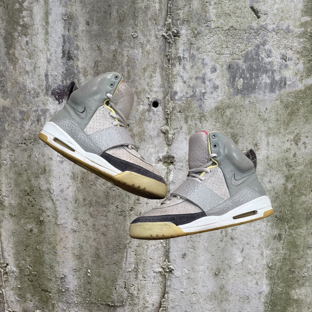 Kanye West × Nike Nike Air Yeezy 1 ‘Zen’ Size US 11 / EU 44 - 1 Thumbnail
