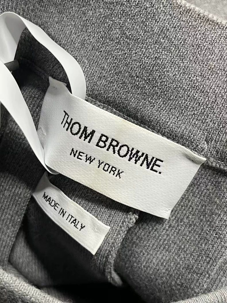 Thom Browne Thom browne Pleated skirt 2503-Nextarrow Size 26" / US 2 / IT 38 - 5 Thumbnail