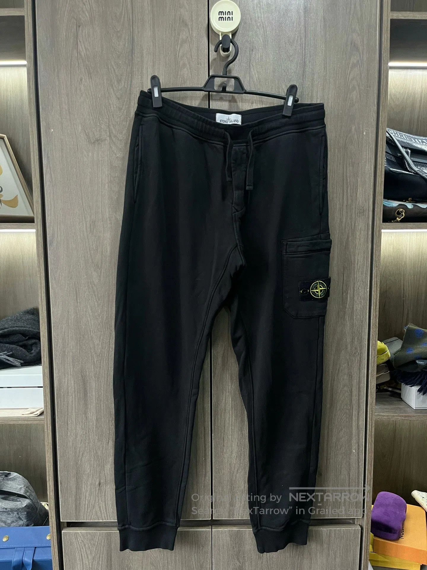 Stone Island Stone Island Solid Logo Patch Cargo Pants. Size US 34 / EU 50 - 1 Thumbnail