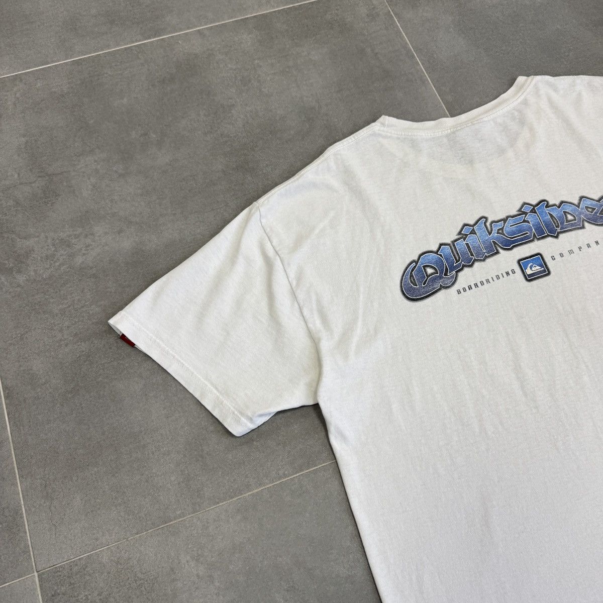 Quiksilver Vintage Quiksilver Center Logo Surf Style Y2K Men T-Shirt Size US XL / EU 56 / 4 - 15 Thumbnail