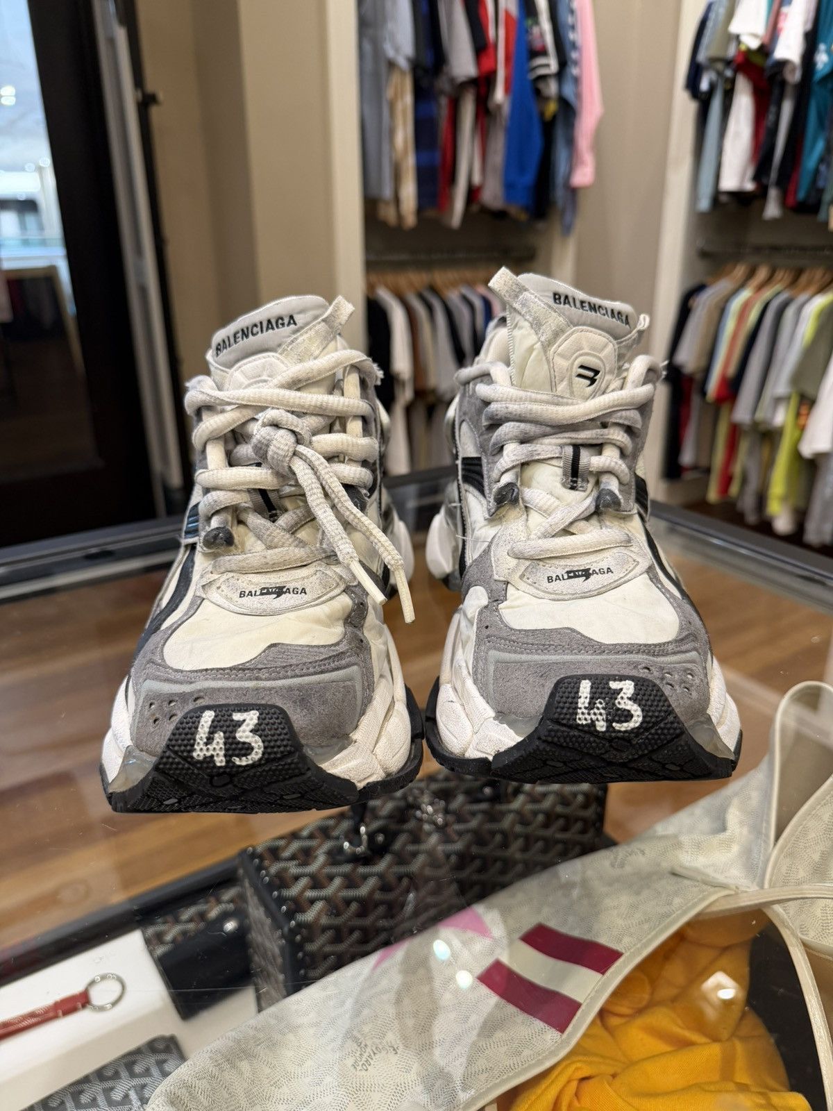 Balenciaga Balenciaga Runner WornOut Sneak Size US 10 / EU 43 - 5 Thumbnail