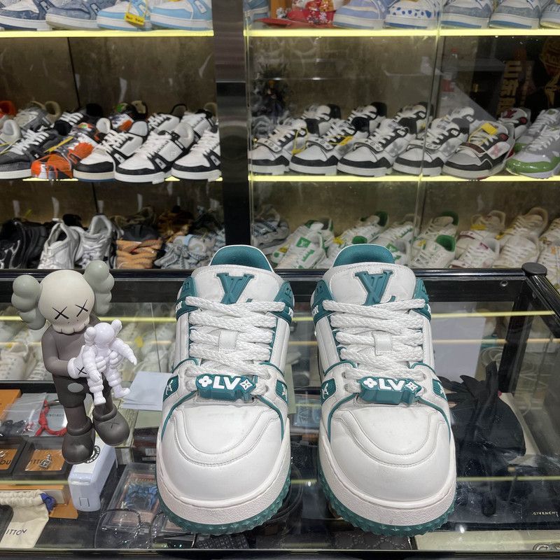 Louis Vuitton Louis Vuitton Trainer Maxi Low Sneakers for Everyone -2508 Size US 9.5 / EU 42-43 - 2 Thumbnail