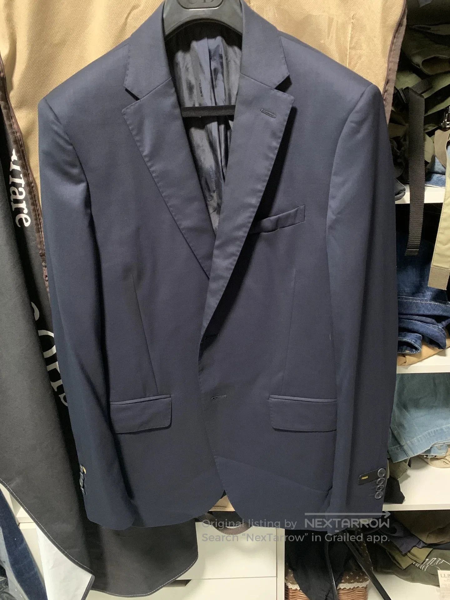 Fendi fendi navy wool suit with logo sleeve. Size US L / EU 52-54 / 3 - 2 Thumbnail