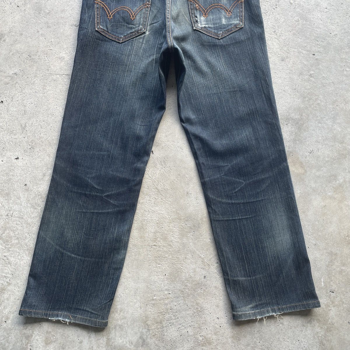 Edwin × Japanese Brand × Jean Vintage Edwin Made In Japan Dark Blue Faded Jeans Pants W33 Size US 33 - 11 Thumbnail