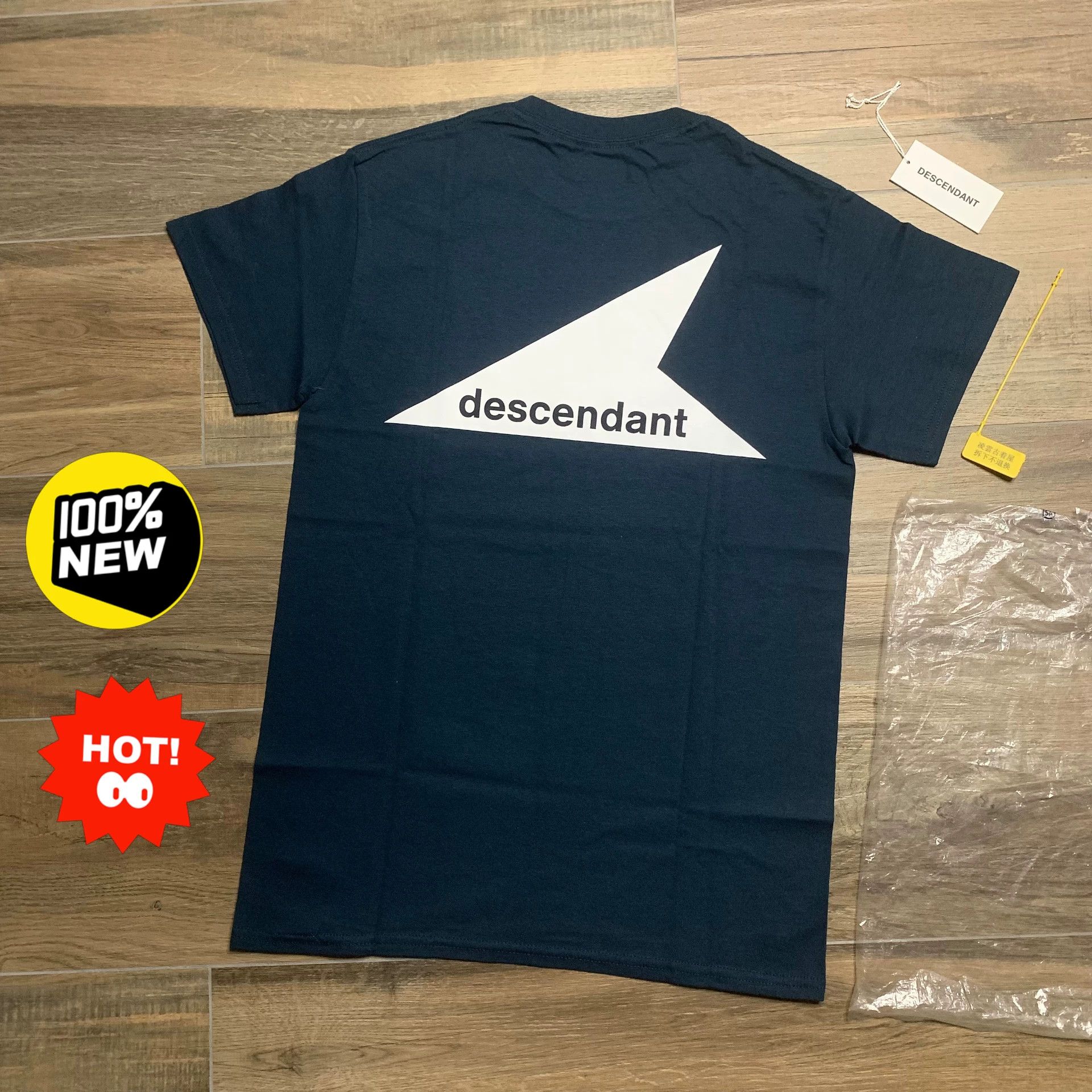 Descendant Comme des Garçons White T-Shirt S Men Size US S / EU 44-46 / 1 - 1 Thumbnail